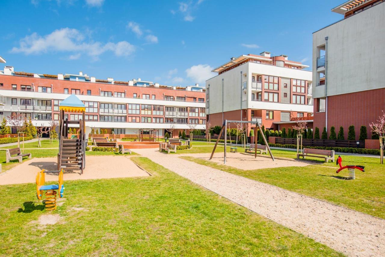 Apartamenty Sun & Snow Kolobrzeg Jantar Exterior photo